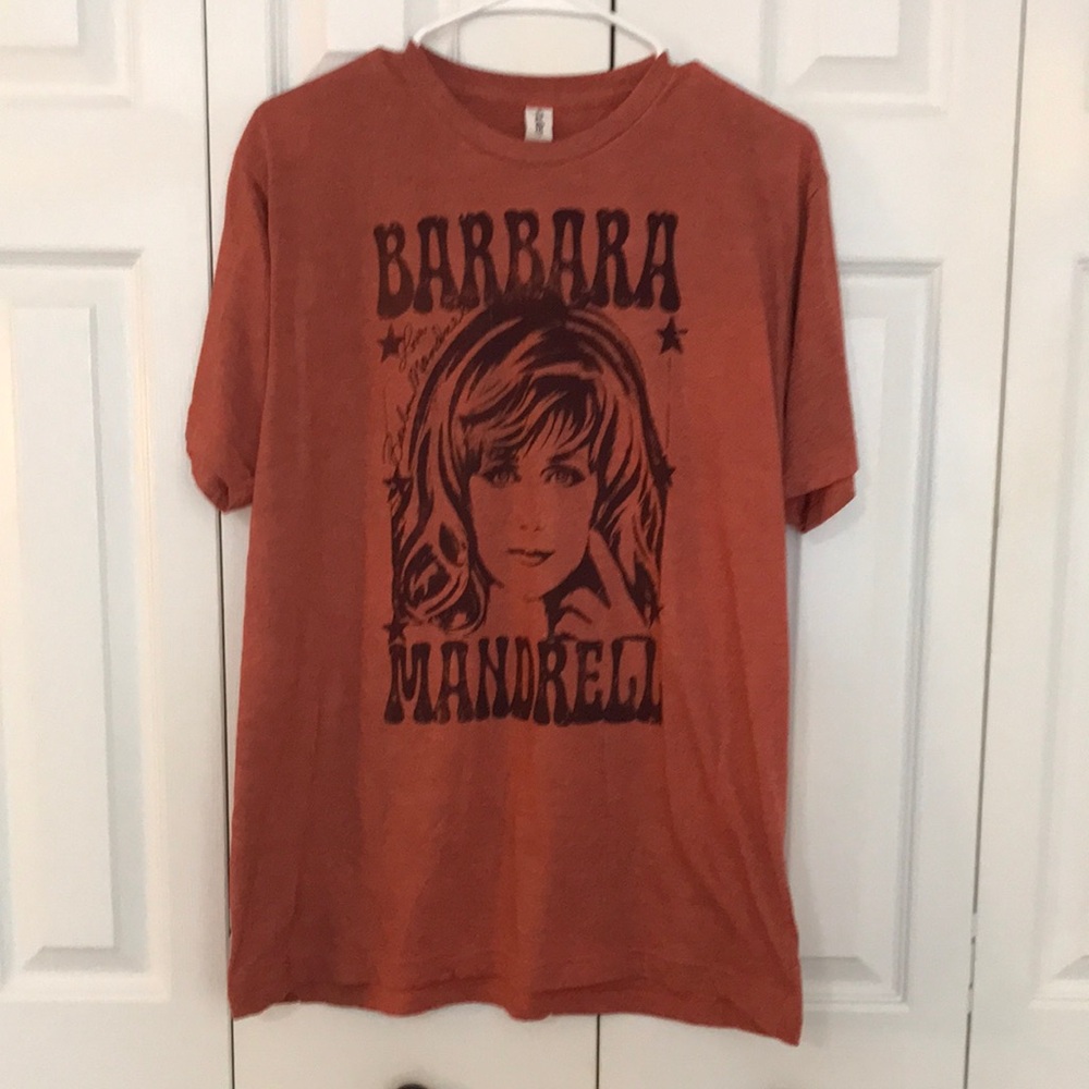 Barbara Mandrell Graphic T-Shirt NWOT